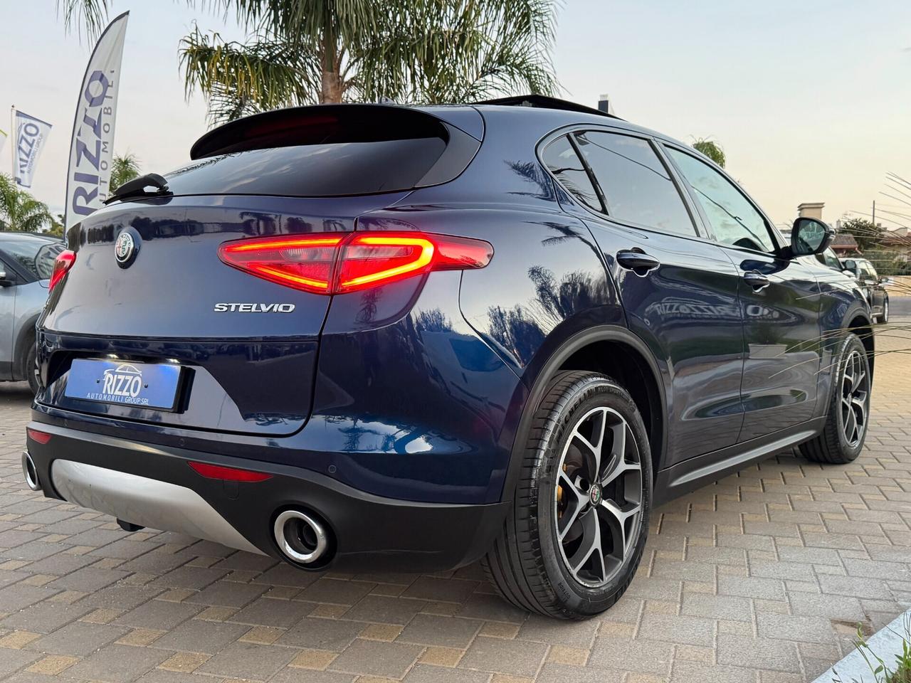 Alfa Romeo Stelvio 2.2 T 210 CV SPORT TETTO PELLE NAVI BLU MISANO