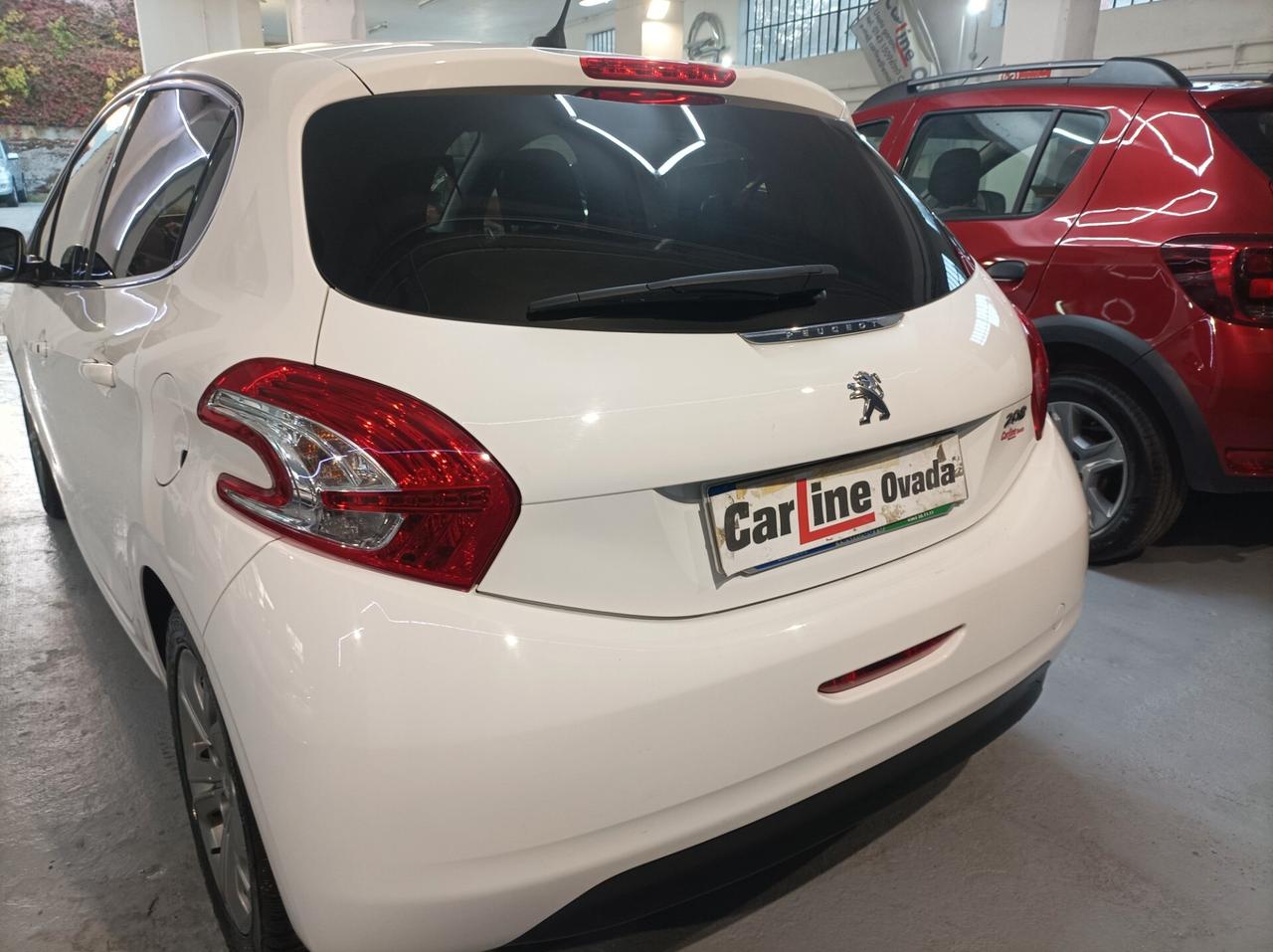 Peugeot 208 1.2 VTi 82 CV Allure DISTRIB NUOVA!!