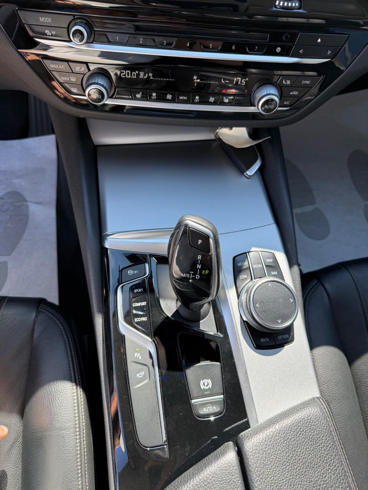 Bmw 520d xDrive Touring Luxury