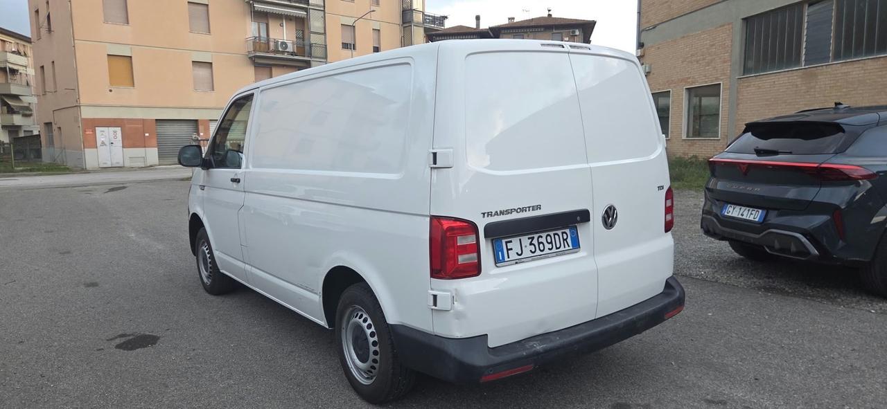 Volkswagen Transporter 2.0 TDI 102CV PC Furgone Business Eu6