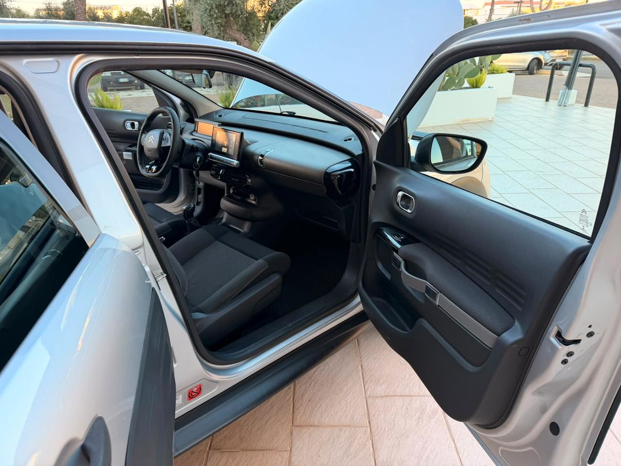 Citroen C4 Cactus BlueHDi 100 Shine
