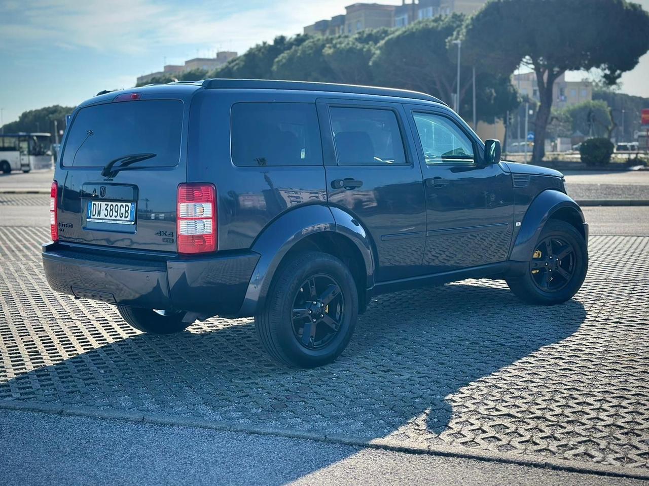 Dodge Nitro 2.8 CRD SXT 4WD Auto