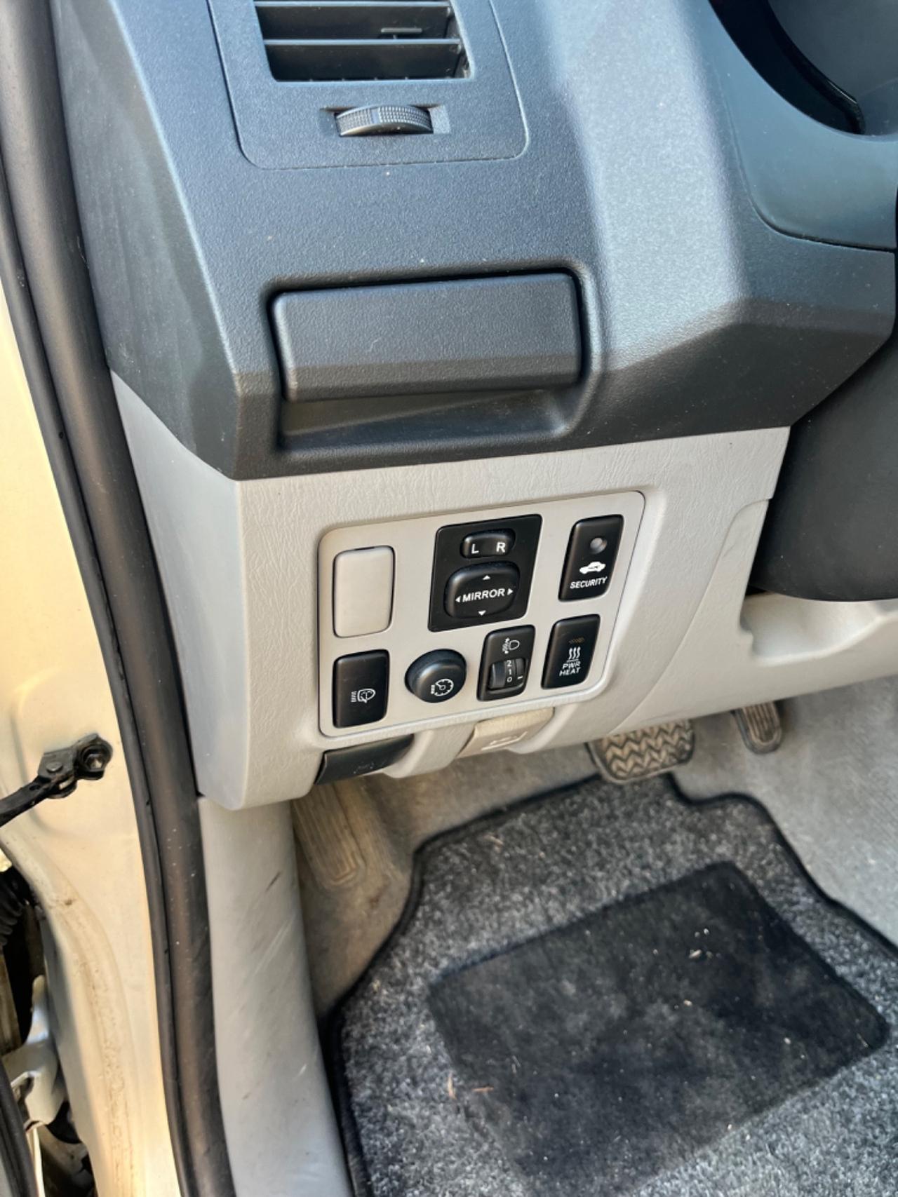 Toyota Hilux 3.0 D-4D 4WD 4p. Doub. CAB