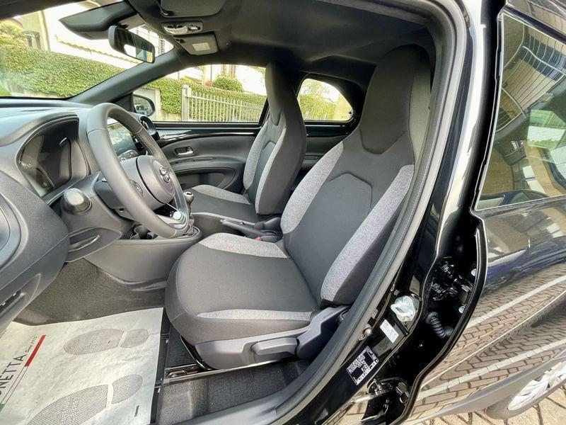 Toyota Aygo X 1.0 Active 72cv - KM0