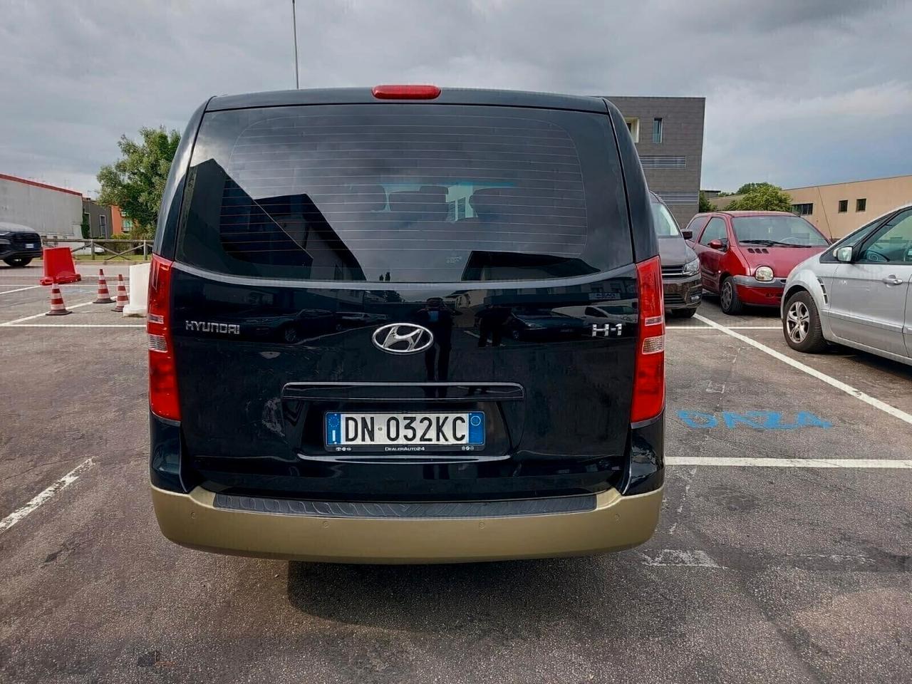 Hyundai H-1 2.5 CRDi VGT Wagon Active 8 p.ti *PIENO OMAGGIO*