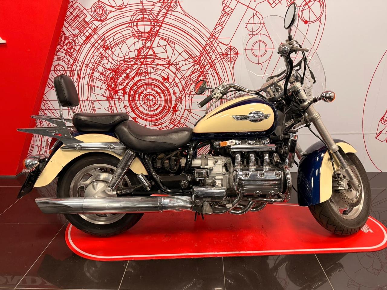 Honda F6 1500 C 1999