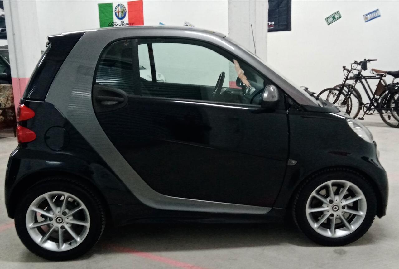 Smart ForTwo 1000 52 kW MHD coupé Urbanrunner