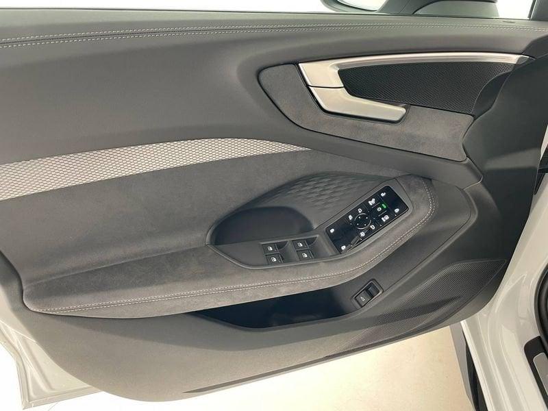 Audi A5 A5 Avant TDI 150 kW mHEV+ S tronic quattro S Line edition