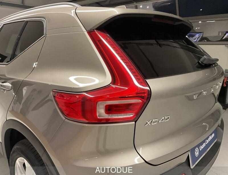 Volvo XC40 1.5 T2 MOMENTUM CORE GEARTRONIC