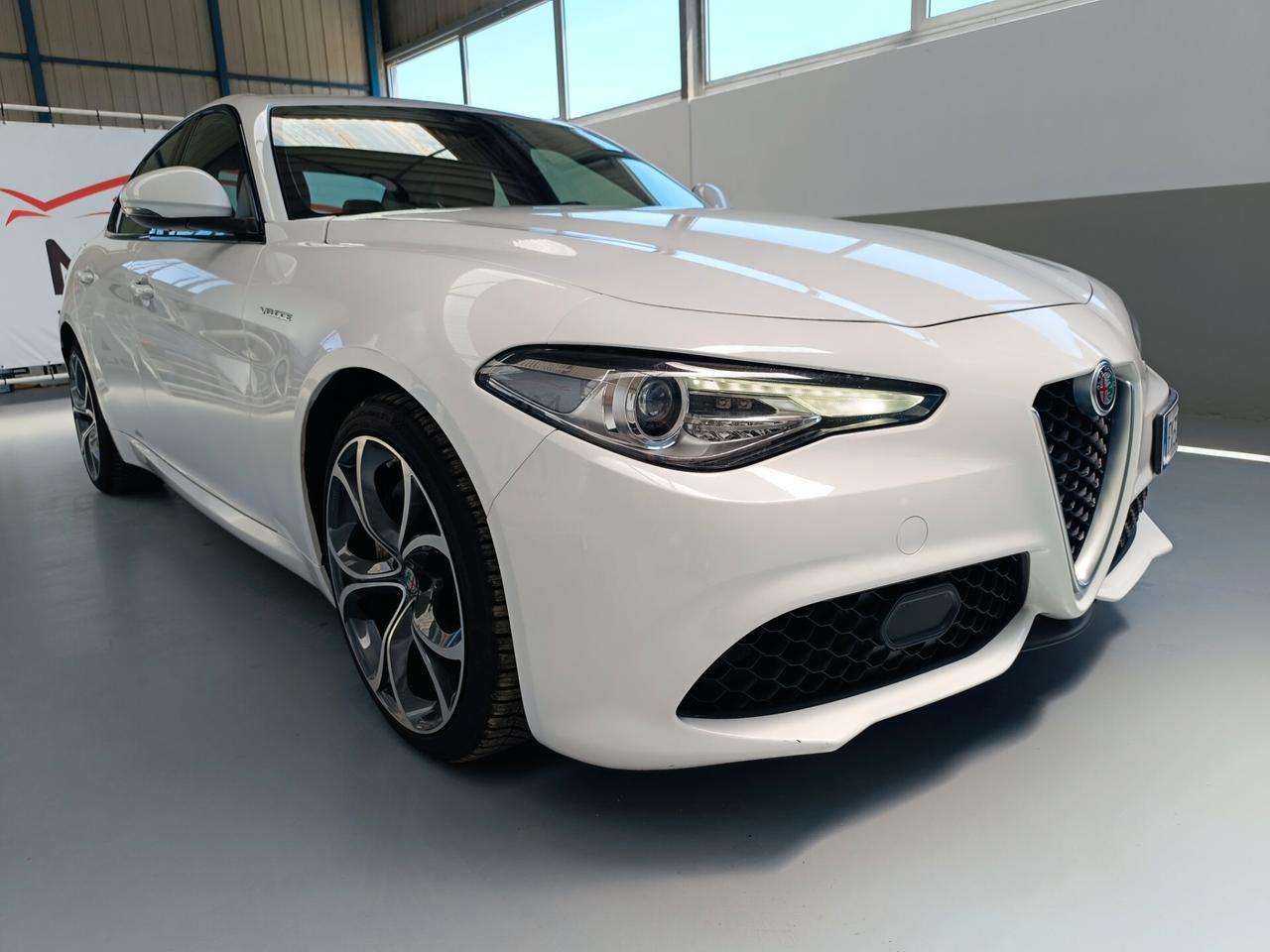 Alfa Romeo Giulia 2.2 Turbodiesel 210 CV AT8 AWD Q4 Veloce