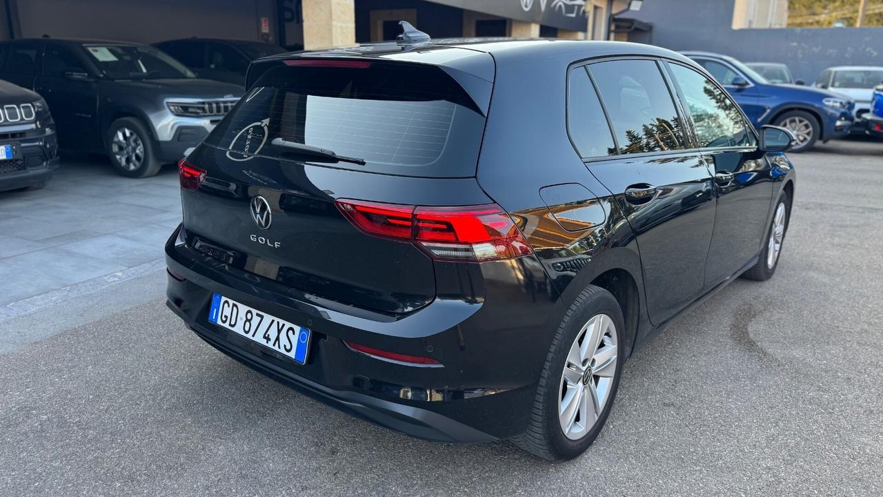 Volkswagen Golf 2.0 TDI 115 CV SCR Life neopatentati