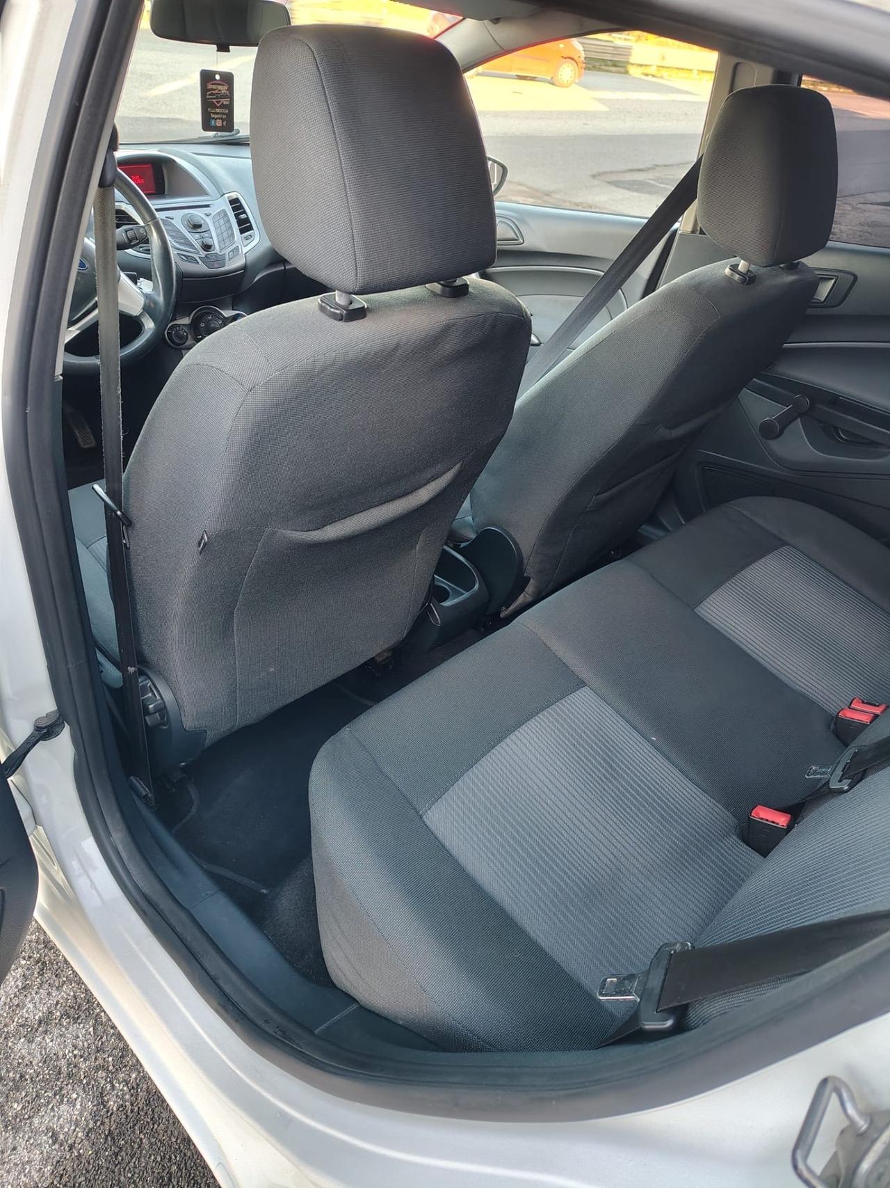 Ford Fiesta 1.6 TDCi 95 CV 5p. Titanium