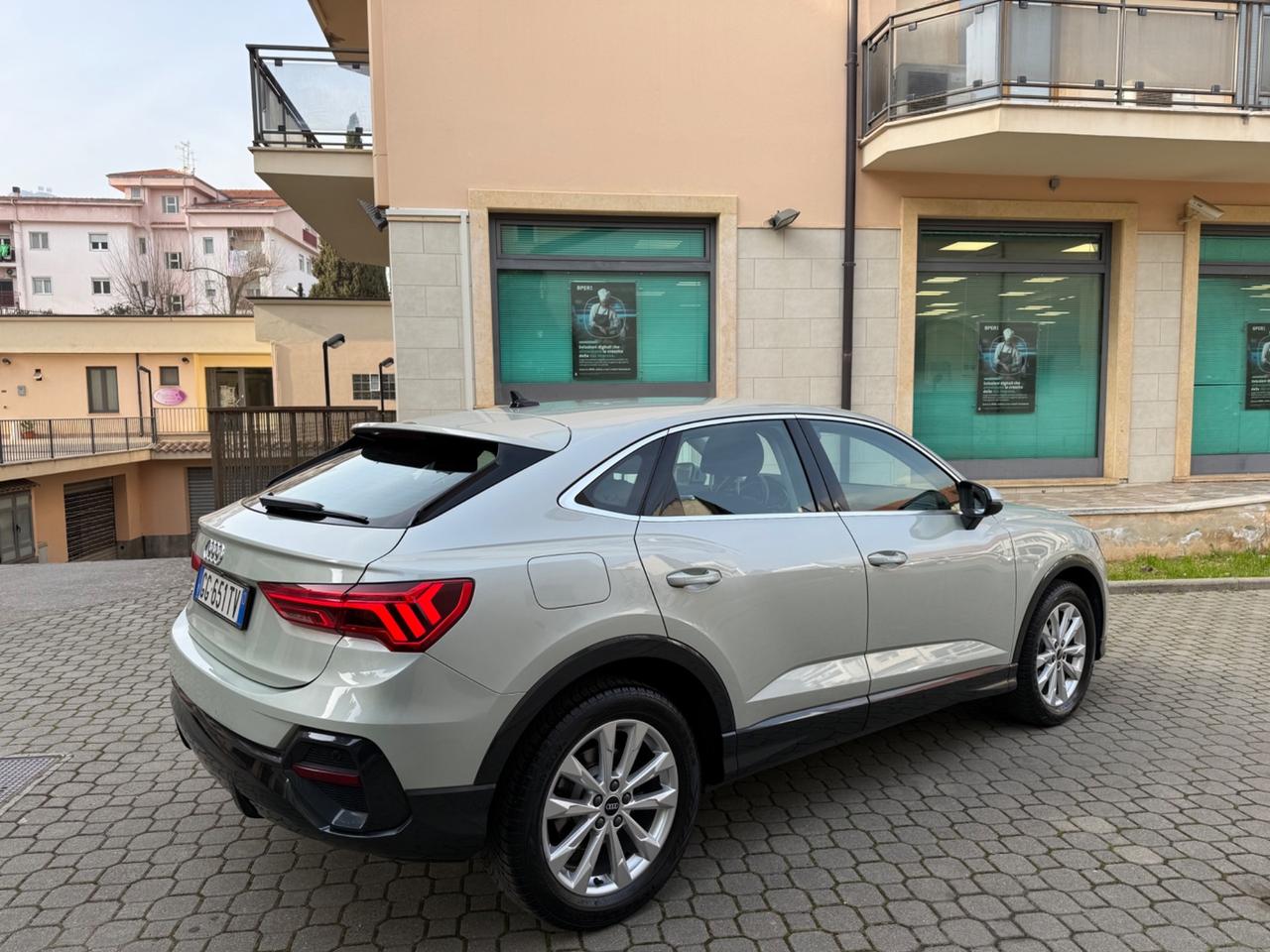 Audi Q3 SPB 35 TDI S tronic Business Plus