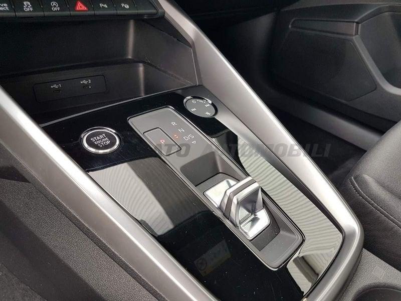 Audi A3 A3 Sportback 30 2.0 tdi S line edition s-tronic