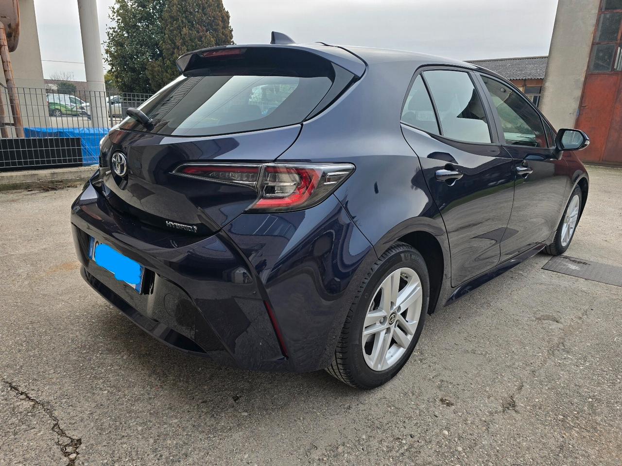 Toyota Corolla 1.8 Hybrid Business