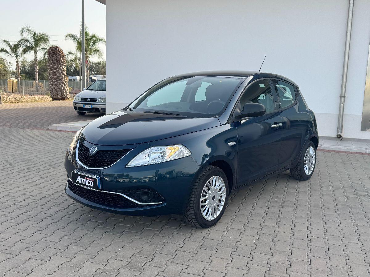 LANCIA Ypsilon 1.2 69 CV 5p. Gold