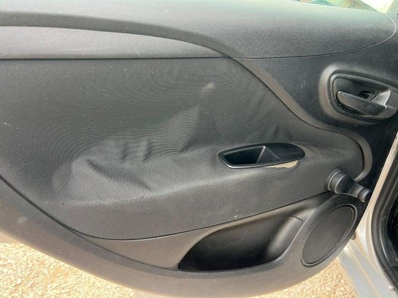 FIAT Punto 1.2 Easy 69cv LEGGI