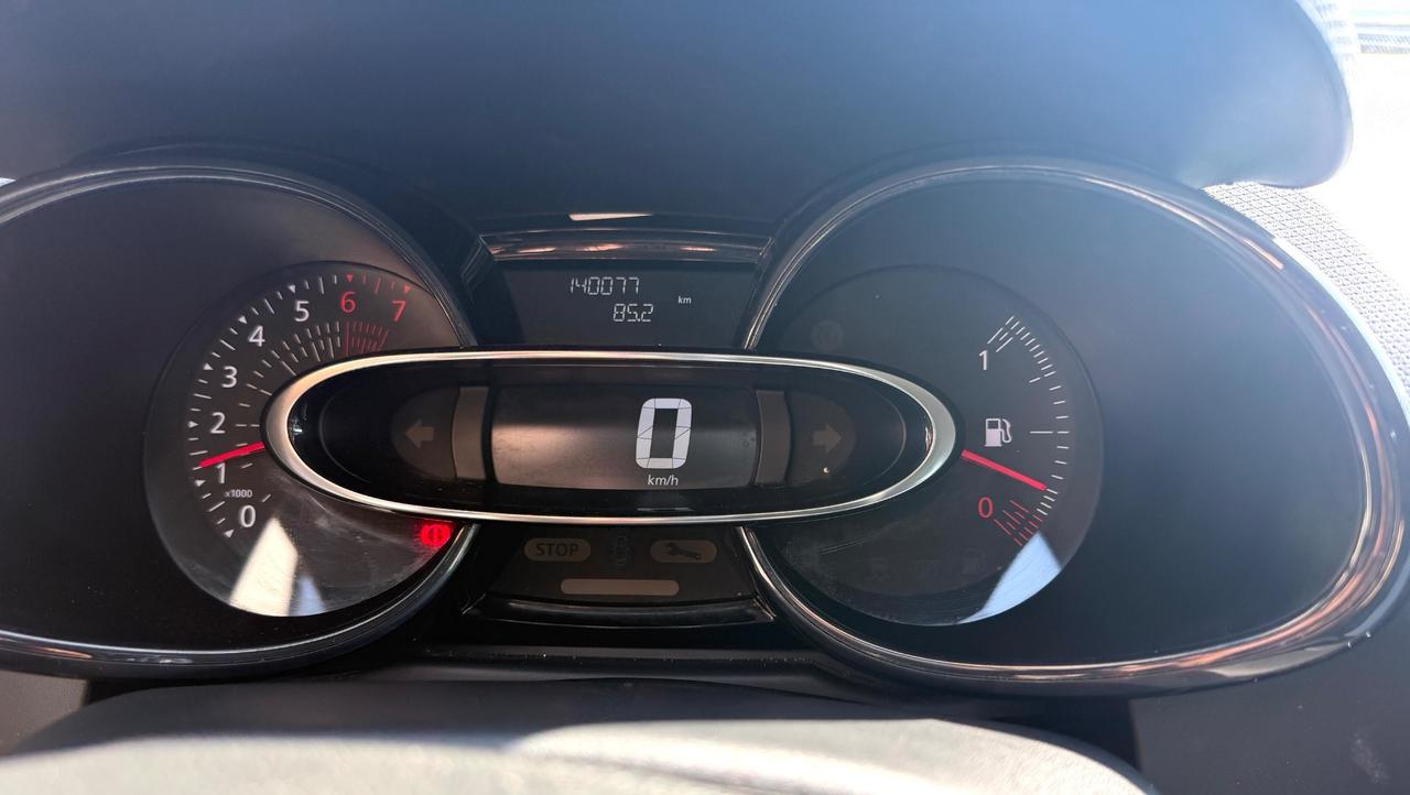 Renault Clio 1.2BENZINA 75CV 5 porte Intens 2017