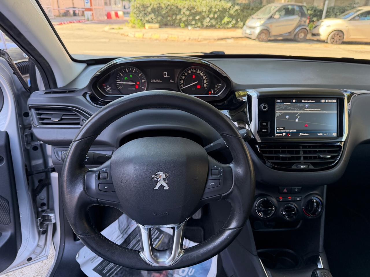 Peugeot 208 82CV 5 porte Allure