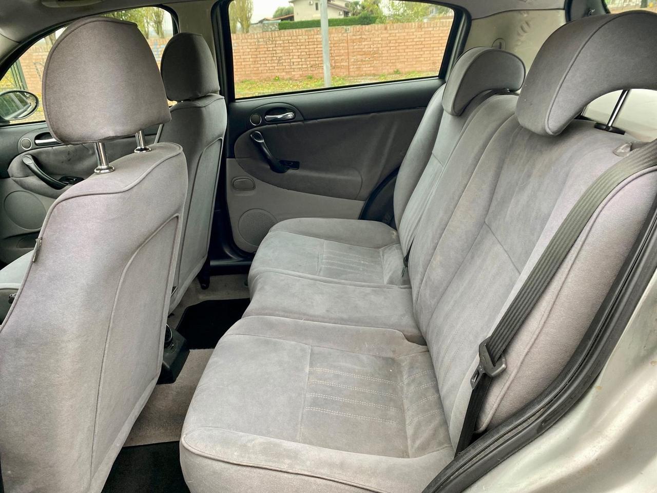 Alfa Romeo 147 1.6 16V TS 3 porte Distinctive