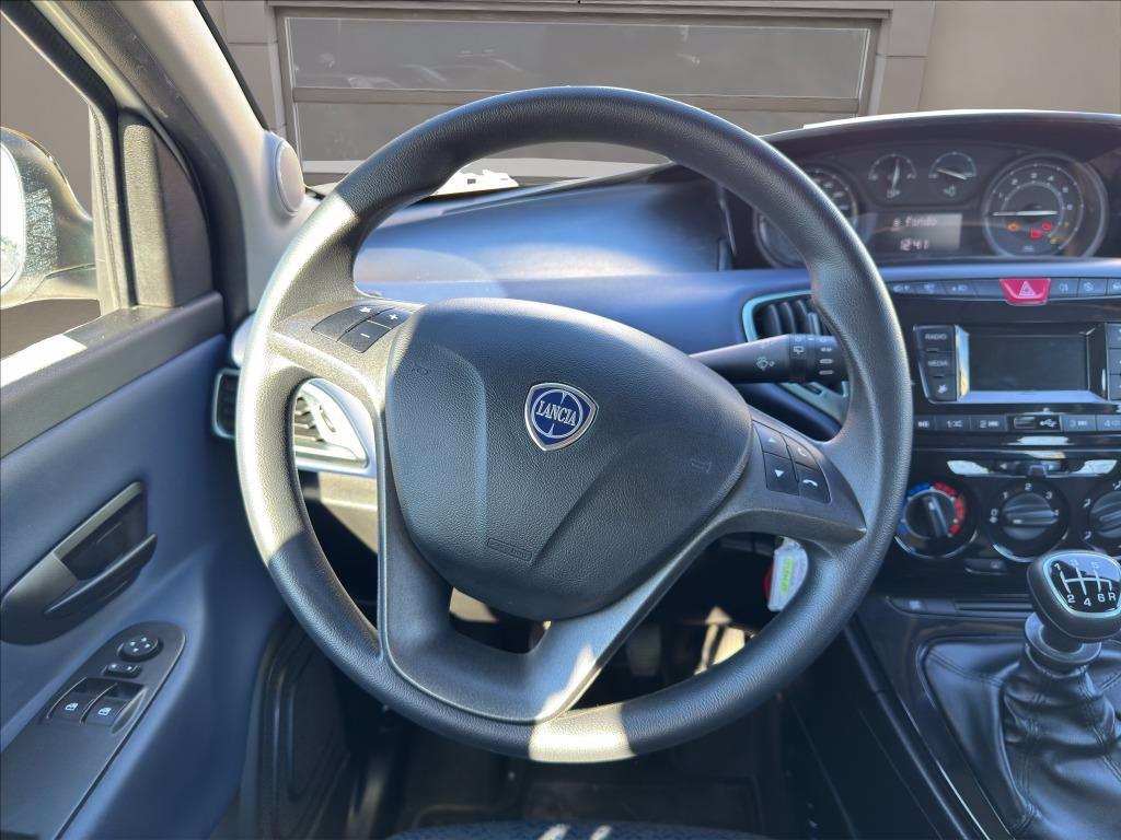 LANCIA Ypsilon 1.0 firefly hybrid Oro s&s 70cv del 2024