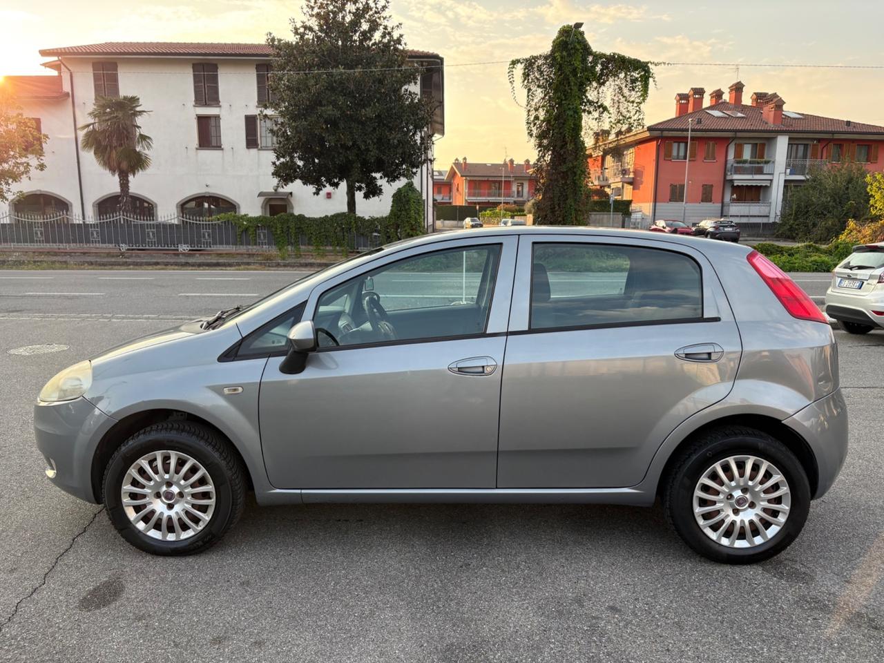 Fiat Grande Punto 1.4 5 porte Actual Natural Power