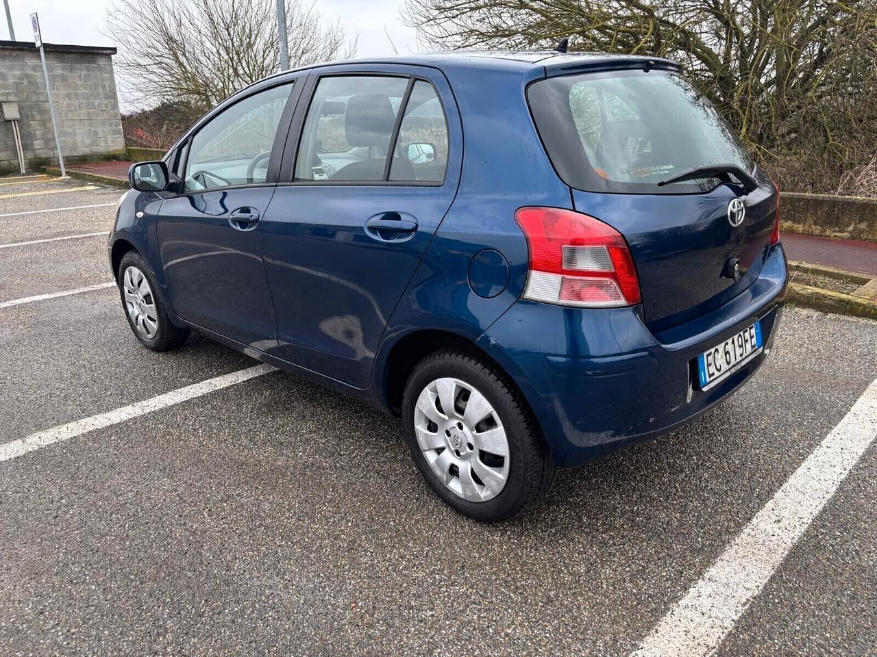 Toyota Yaris 1.0 5 porte Sol TAGLIANDATA TOYOTA CHILOMETRI CERTIFICATI