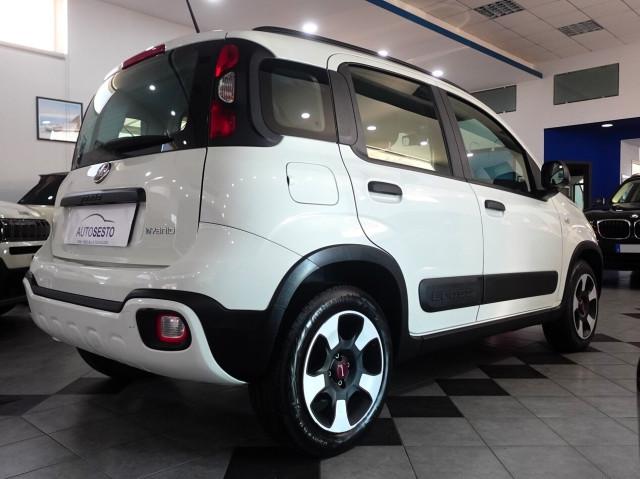 Fiat Panda 1.0 BZ 70 CV FIREFLY HYBRID CITY CROSS