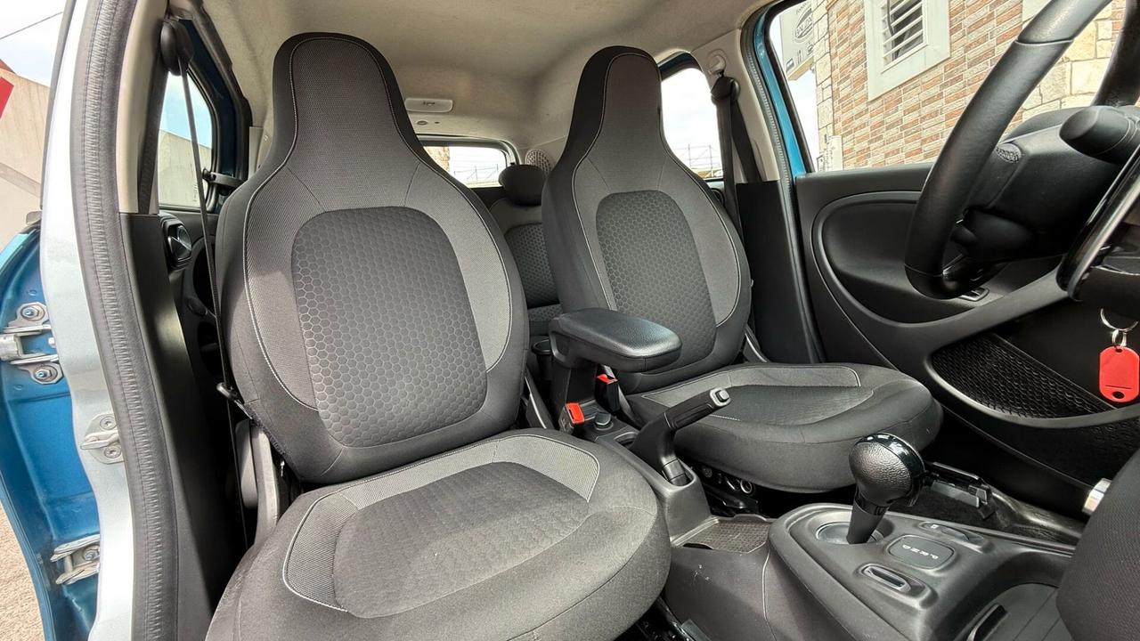 SMART FORFOUR EQ PASSION 2021