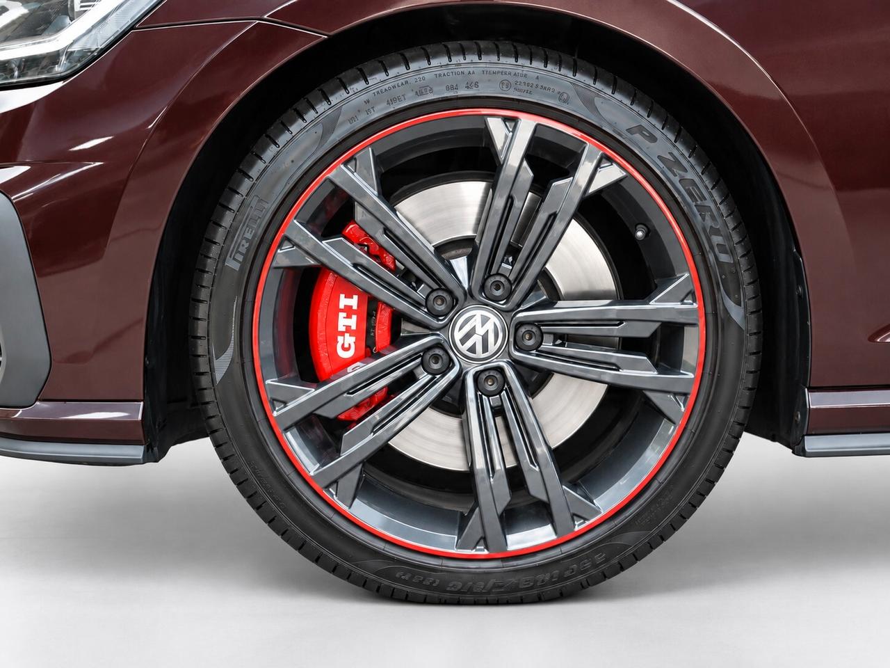 Volkswagen Golf GTI Performance 2.0 245 CV TSI 3p. BMT