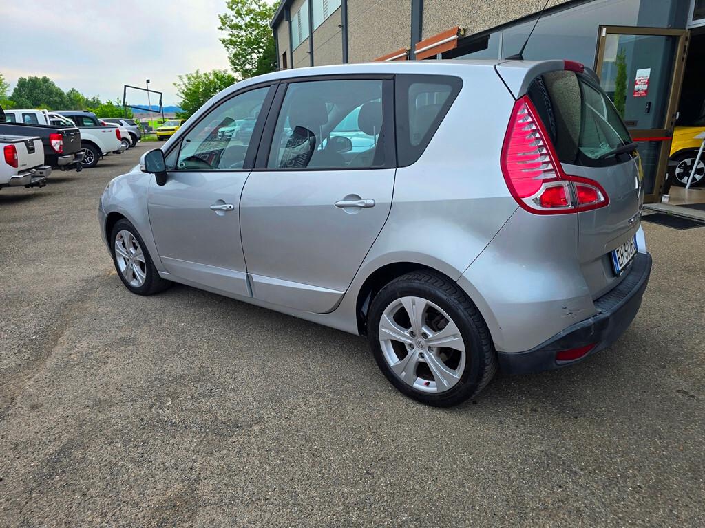 Renault Scenic Scénic X-Mod 1.5 dCi 110CV Dynamique