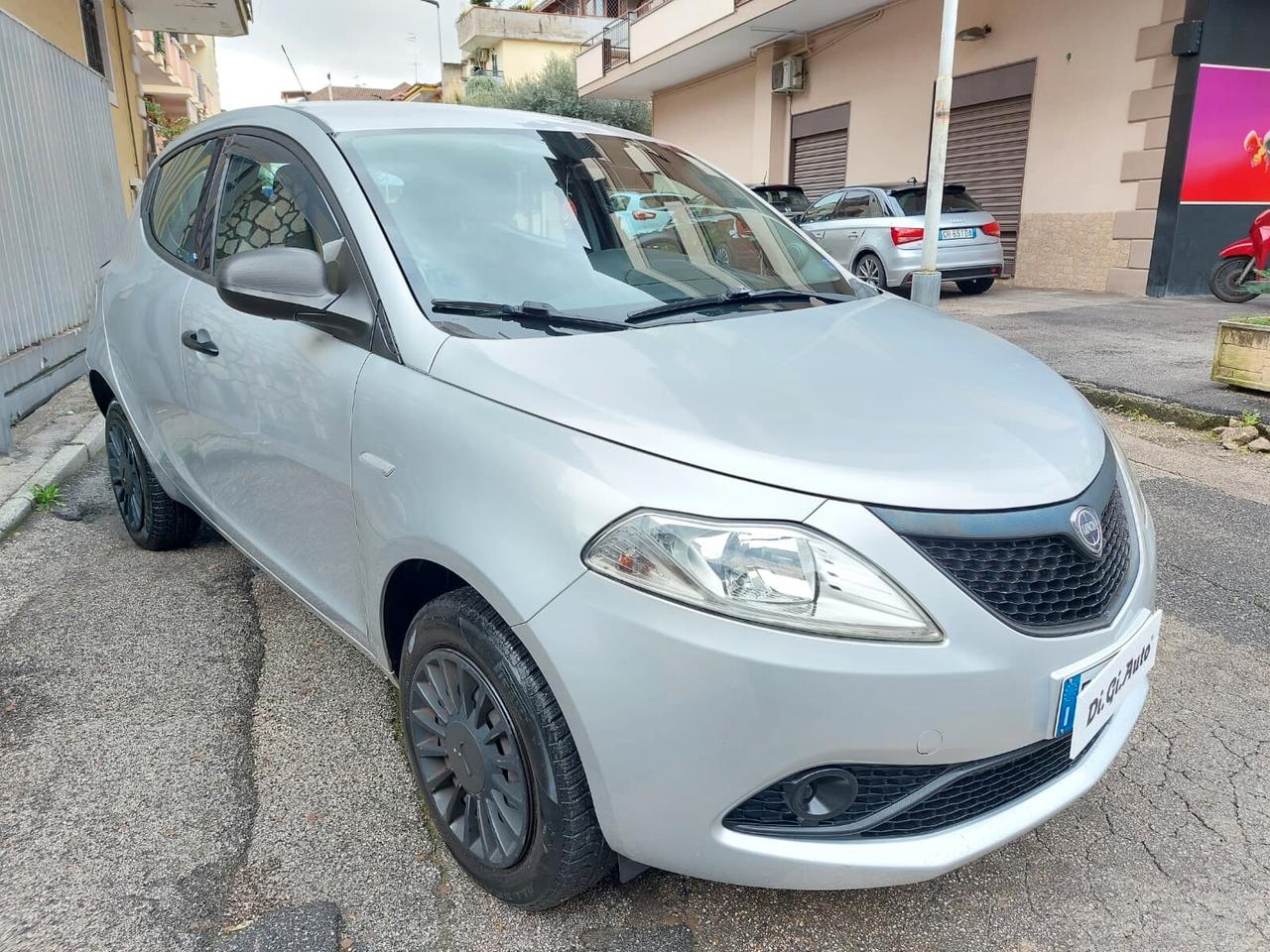 Lancia Ypsilon 5 porte Ecochic Elefantino Blu GAS