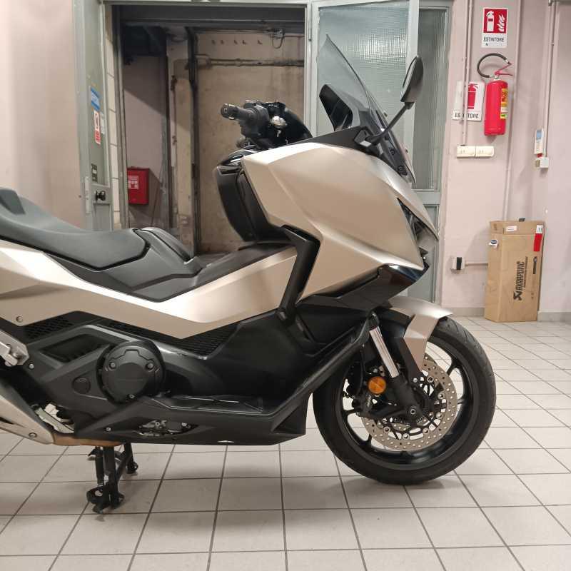 Honda Forza 750 - 2025