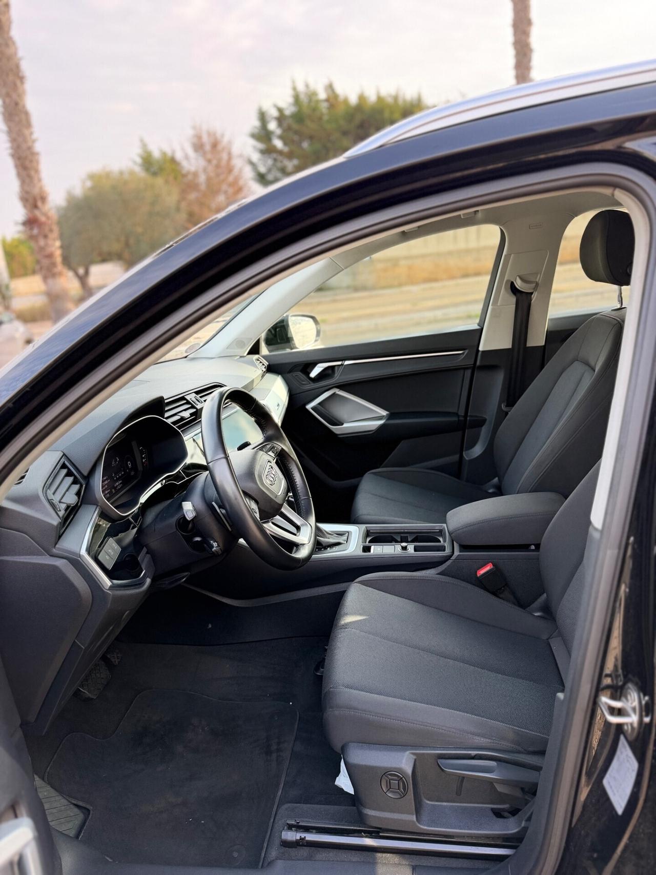 Audi Q3 35 TDI S tronic line edition