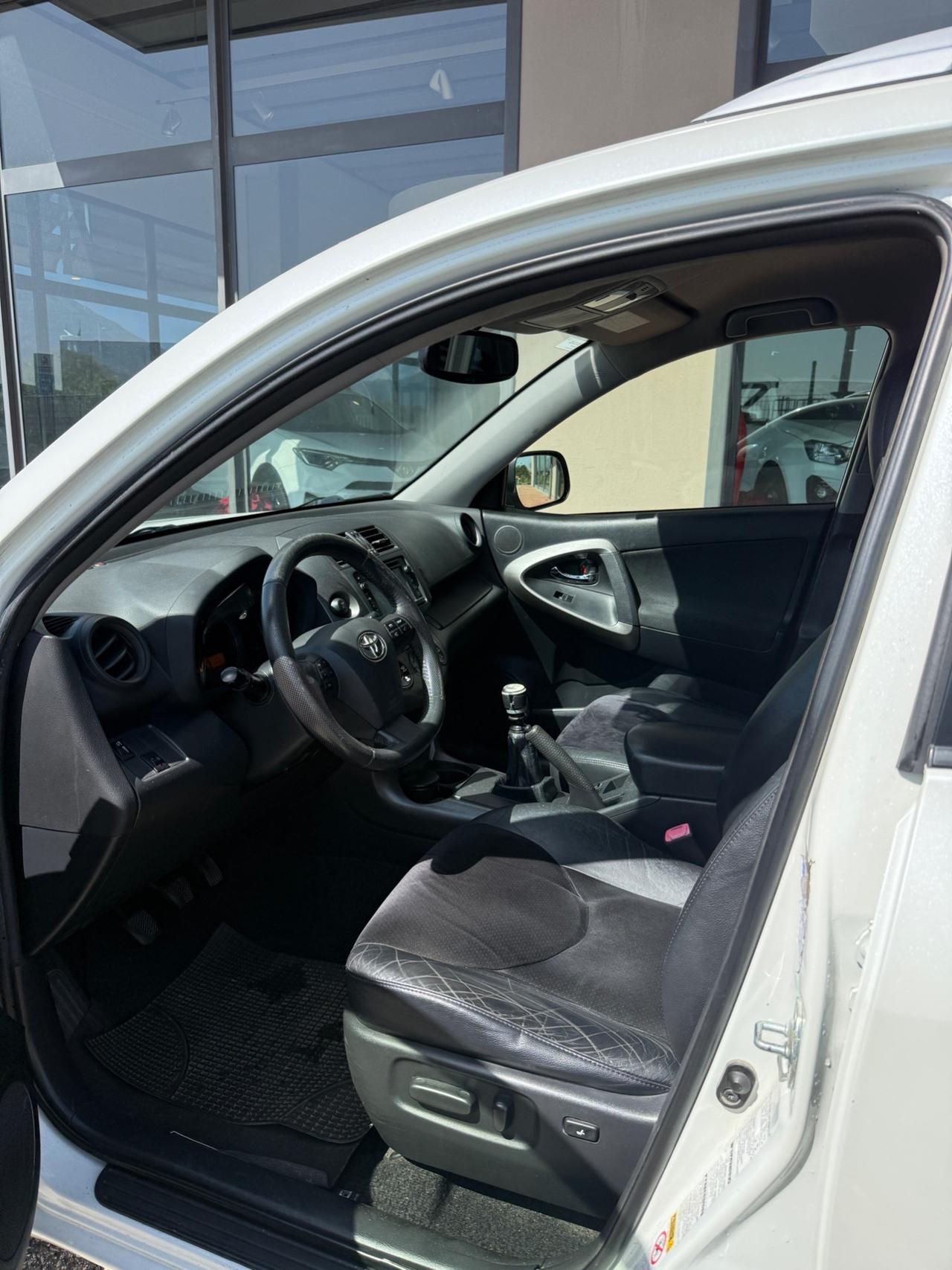 Toyota RAV 4 RAV4 2.2 D-4D 150 CV Lounge my12"