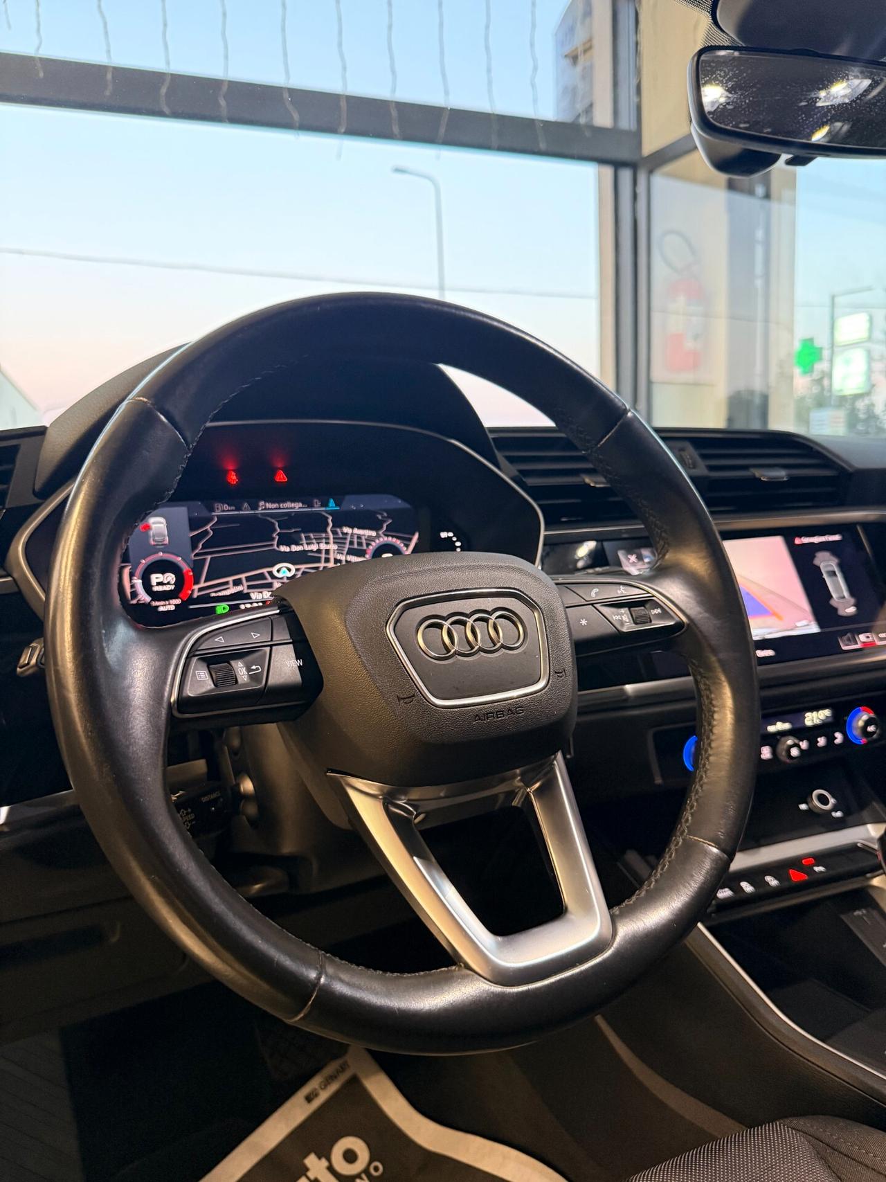 Audi Q3 SPB 40 TDI quattro S tronic 190 C.V CON TETTO APRIBILE,VIRTUAL COCKPIT,APPLE CARPLAY,TELECAMERA