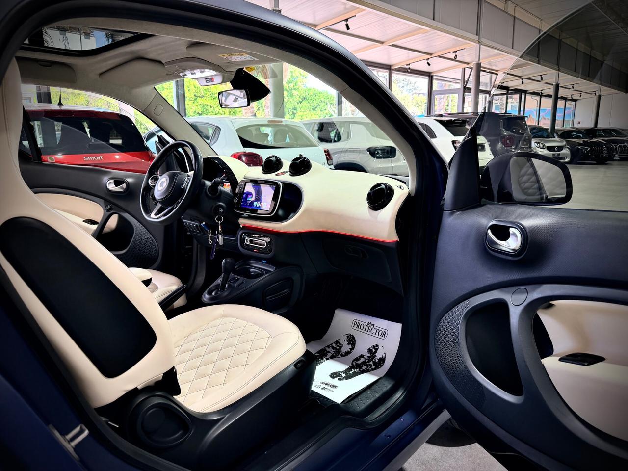 Smart Fortwo 1.0 70CV Twinamic GPL Customized