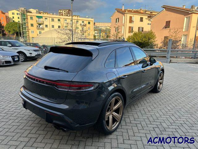 PORSCHE Macan 2.0 T