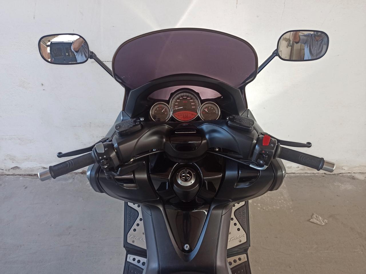 Yamaha T Max