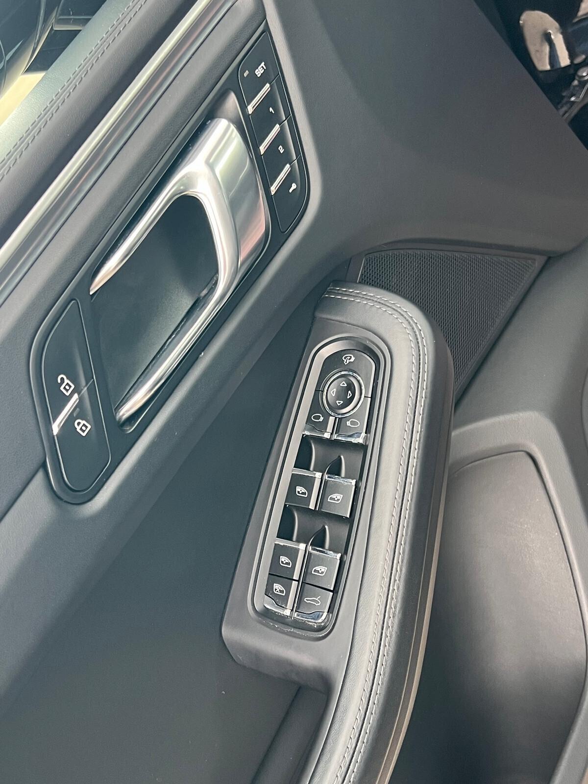 Porsche Macan TETTO/SPYDER21/360/CHRONO/IVA