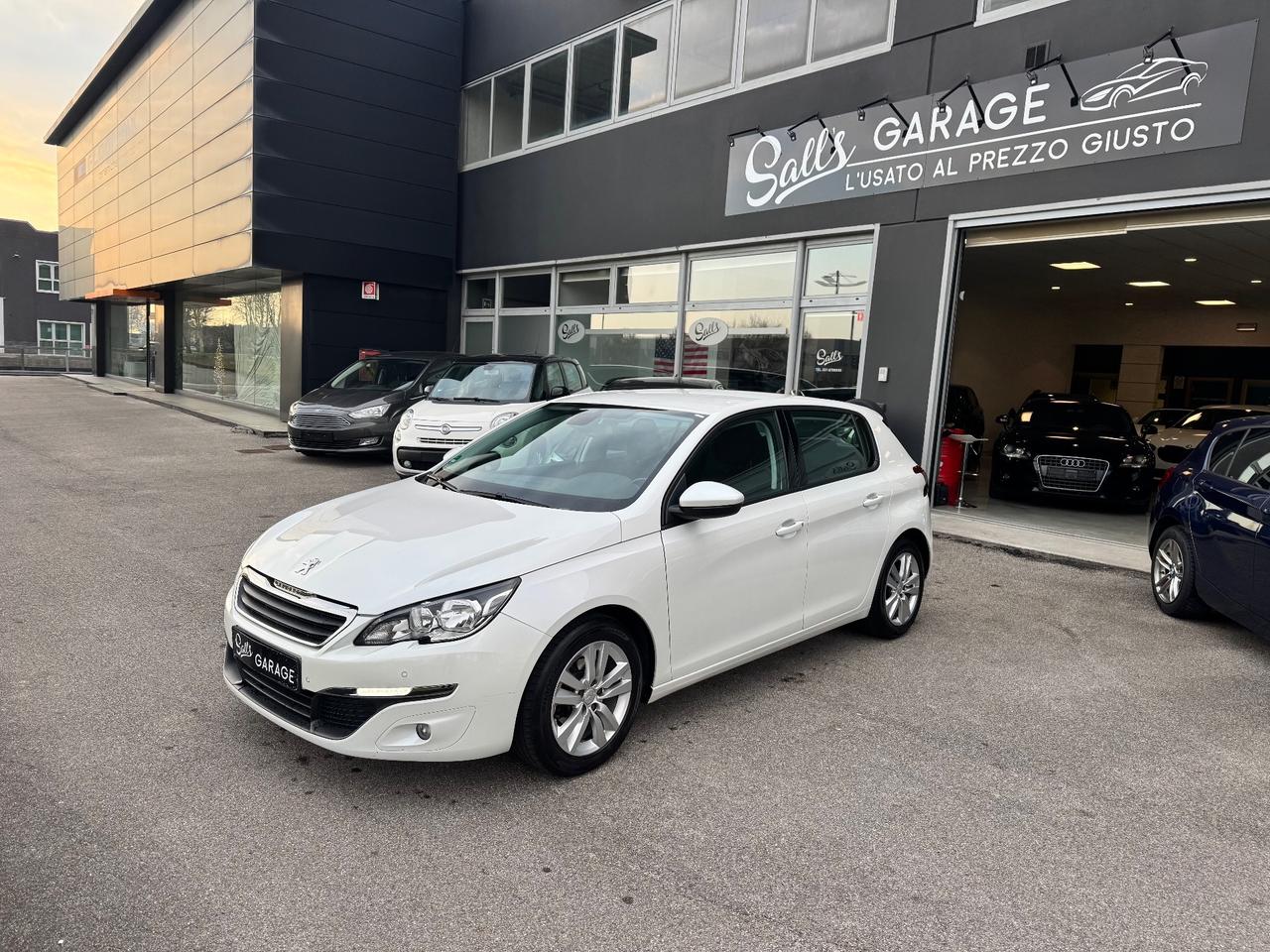 Peugeot 308 1.2 VTi 82 CV Neopatentati