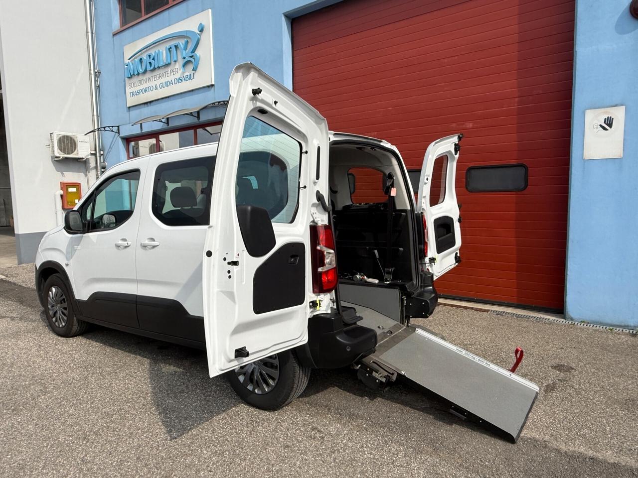 Peugeot Rifter - Auto per disabili con pianale ribassato