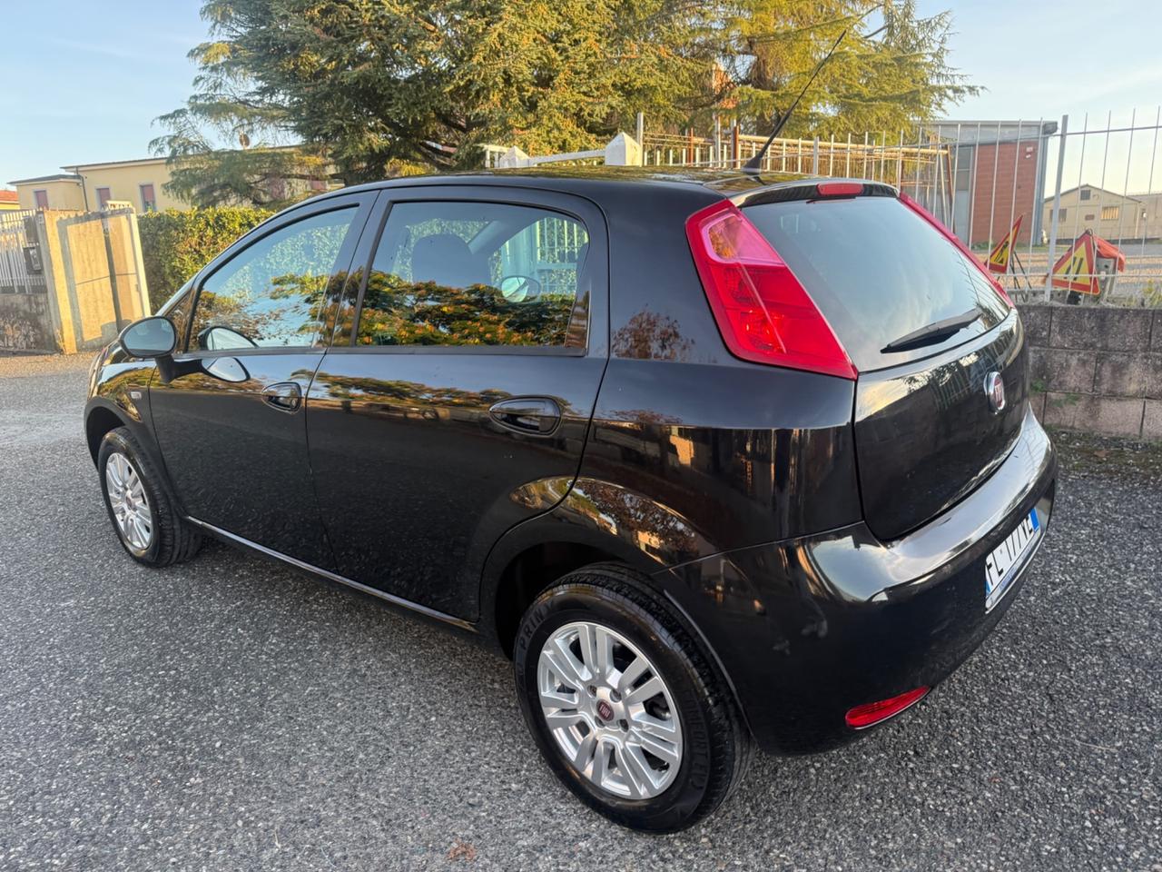 Fiat Punto 1.4 8V 5 porte Natural Power Street