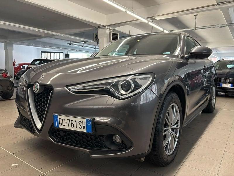 Alfa Romeo Stelvio 2.2 Turbodiesel 160 CV AT8 RWD Super AUTOCARRO