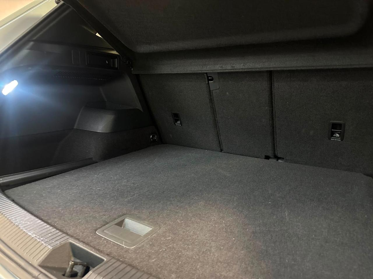 Volkswagen Tiguan 2.0 TDI 150 CV DSG R-Line