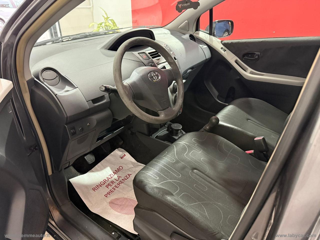 TOYOTA Yaris 1.0 16V 5p. Sol