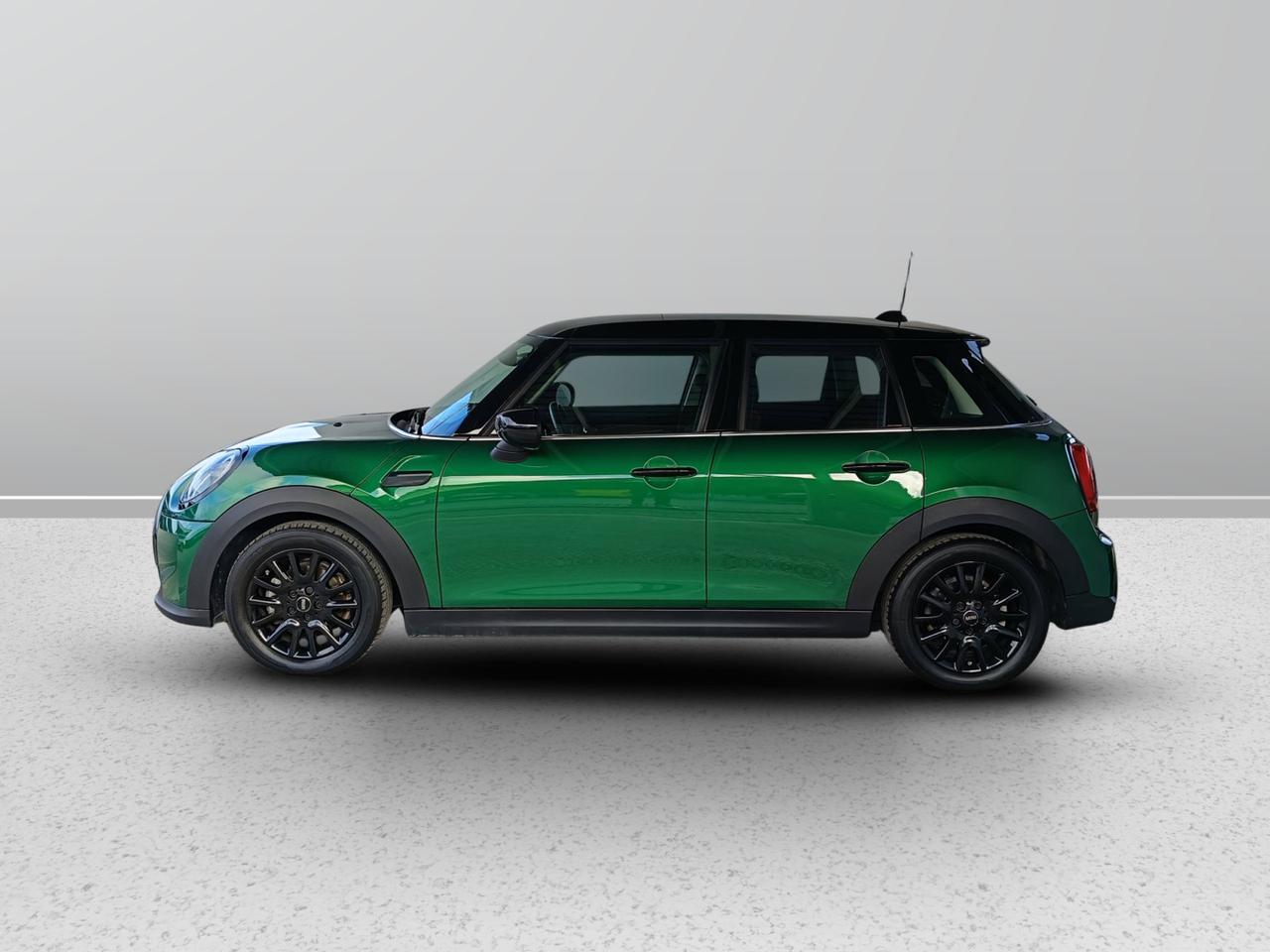 MINI Mini IV F55 2021 5p - Mini 5p 1.5 Cooper Classic auto