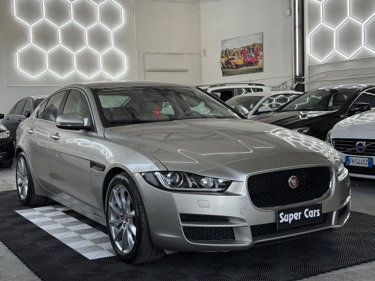 Jaguar XE 2.0 D 180 CV AWD aut. Prestige Business Edition
