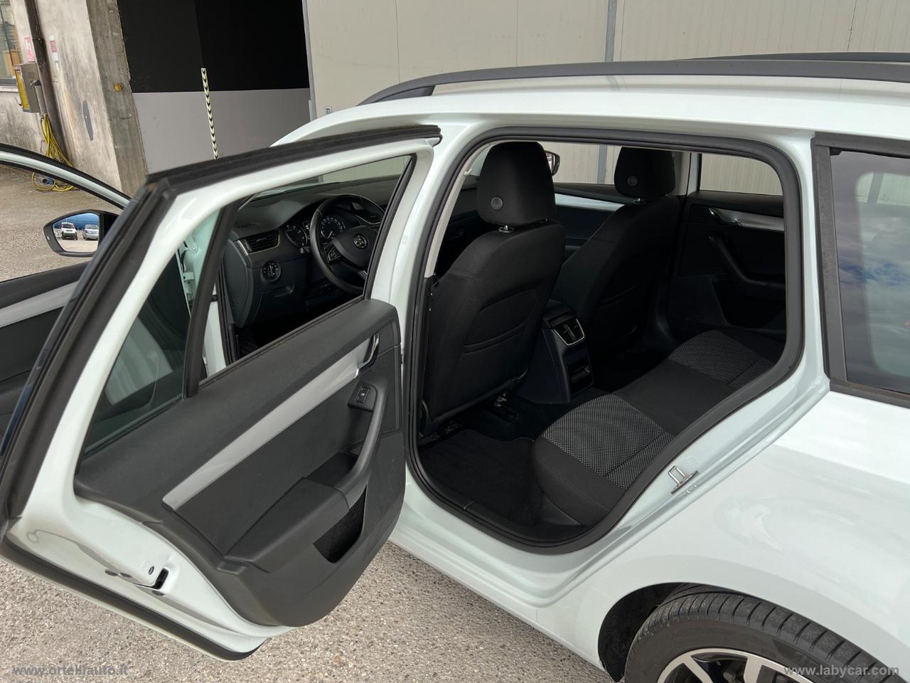 SKODA Octavia 1.4 TSI DSG Wagon Exec. G-Tec UNICO PROPRIETARIO
