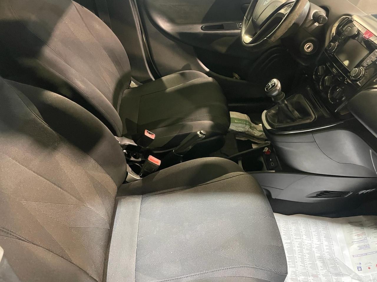 Lancia Ypsilon 1.2 69 CV 5 porte GPL Ecochic Gold